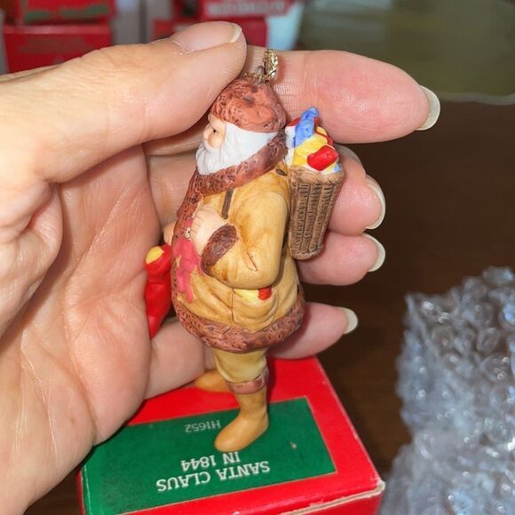 Vtg NWT Evolution of the American Santa Claus “Santa Claus in 1844” ornament - Picture 3 of 8